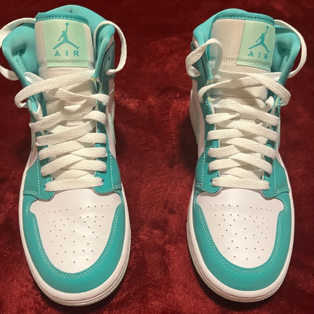 Air Jordan 1